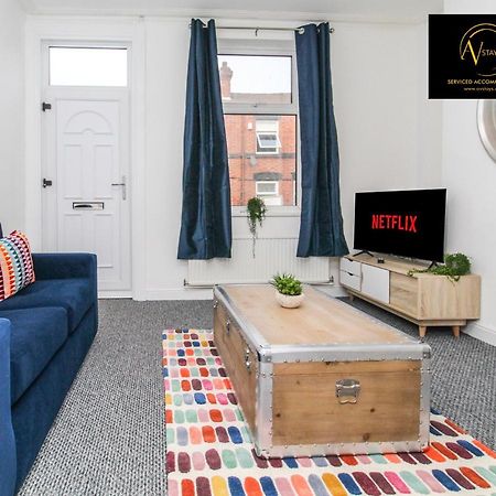 Modern House By Av Stays Short Lets & Serviced Accommodation St Helens St Helens (Merseyside) Exterior photo